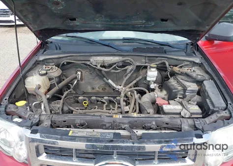 2010 Ford Escape Xlt из США, поврежденный, VIN 1FMCU0D7XAKD17651